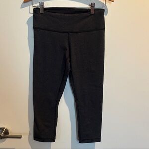 lululemon athletica Women’s Charcoal Leggings Size 6